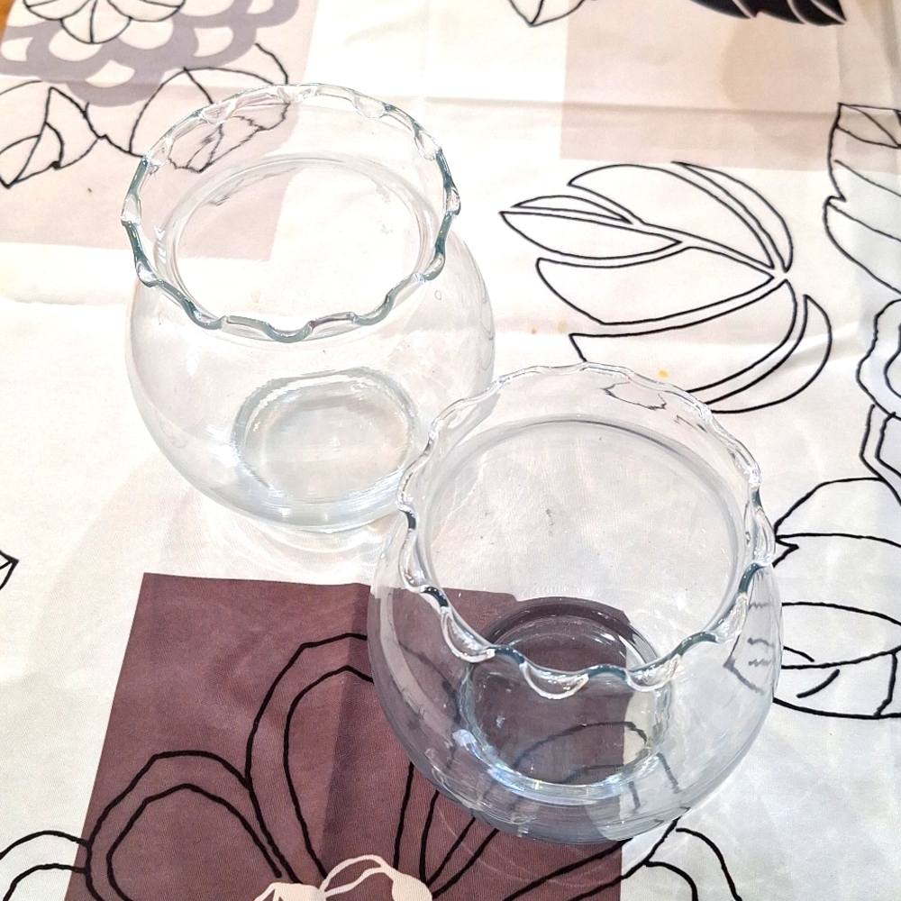 2 clear footed glass bowl vases with fluted top